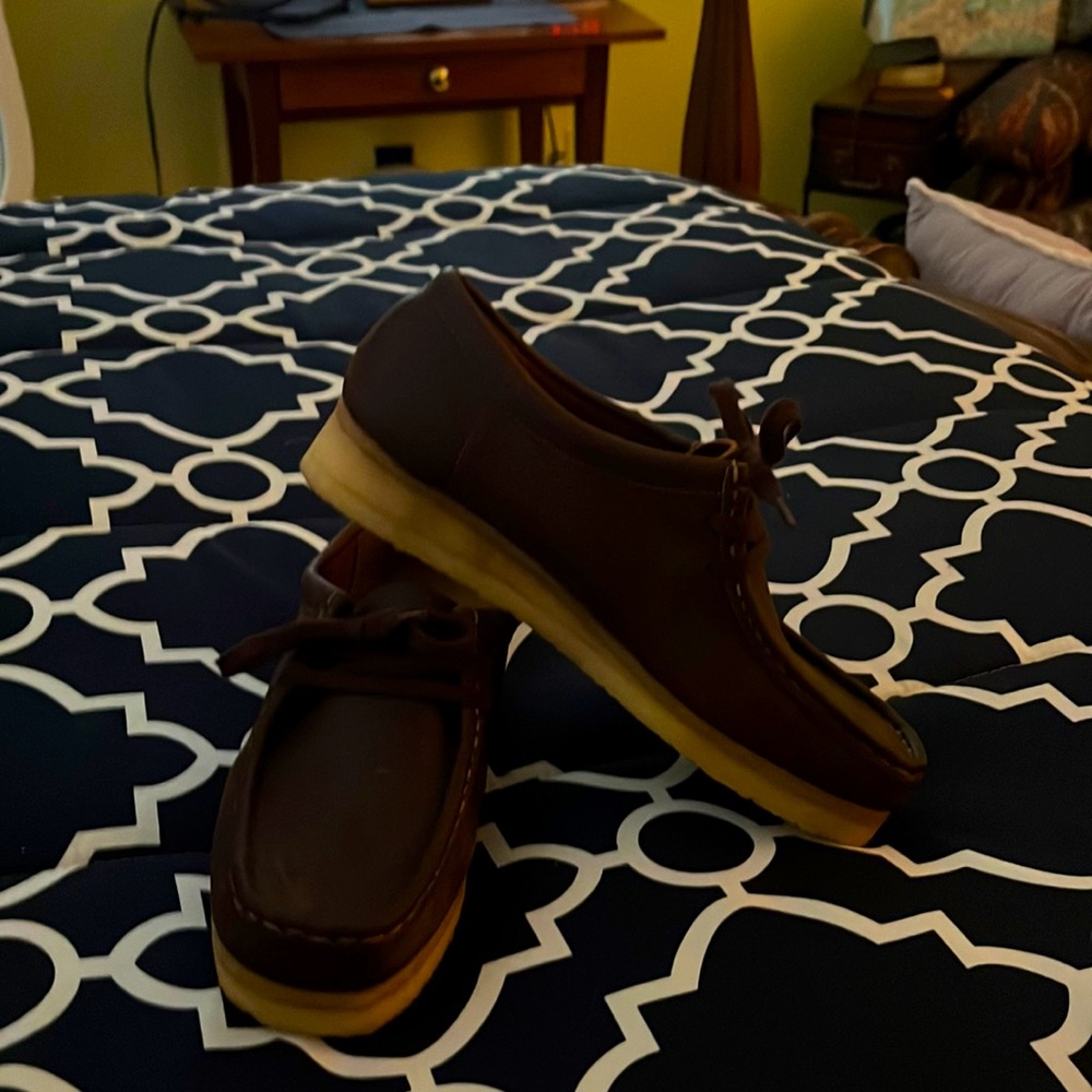 Clarks Wallaby Never been Worn Excellent condition